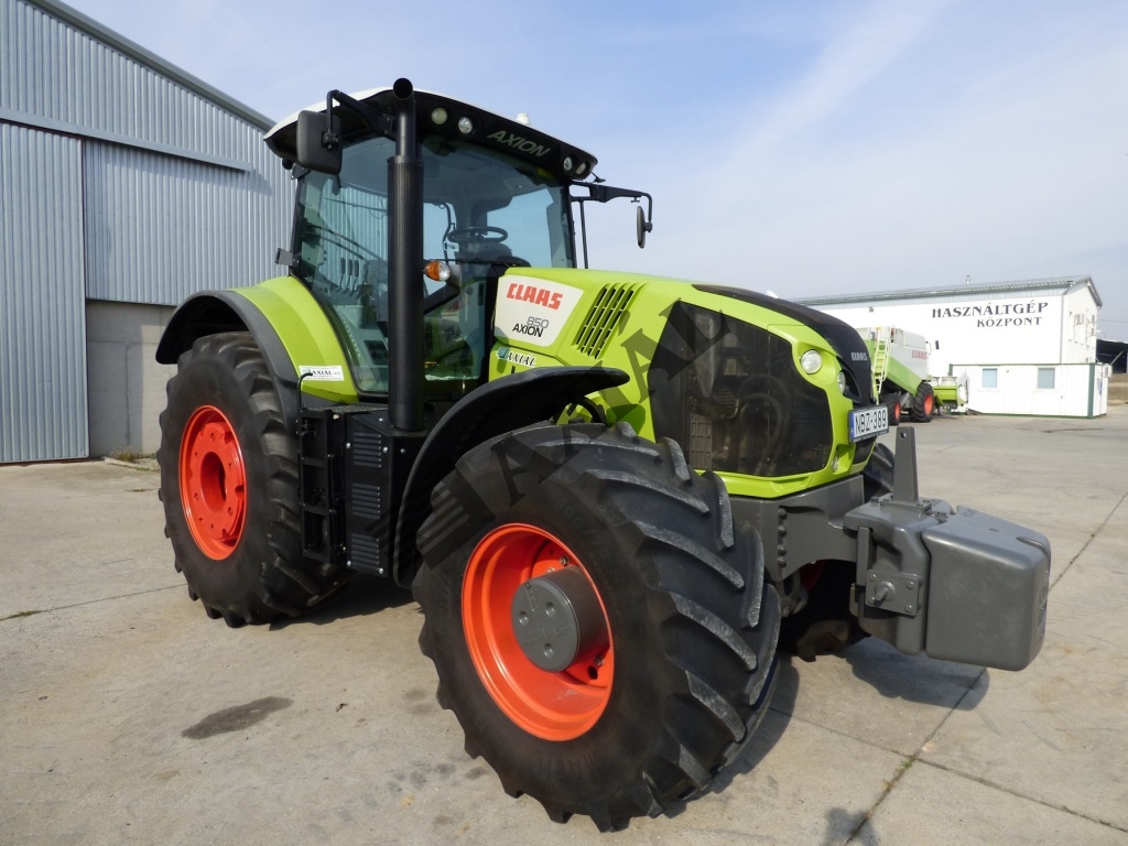 traktor-claas-axion-850.jpg